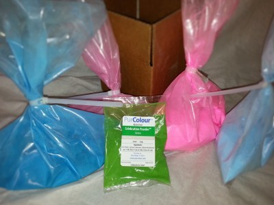 COLOURED POWDER FOR GENDER REVEAL 1KG each PINK AND BLUE 