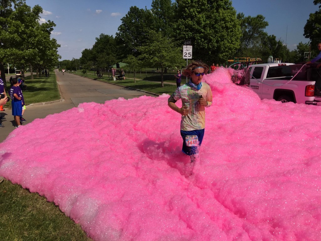 Pink Foam Station at Color the Quads 2016