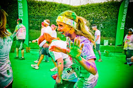 girle with green powder at fun run